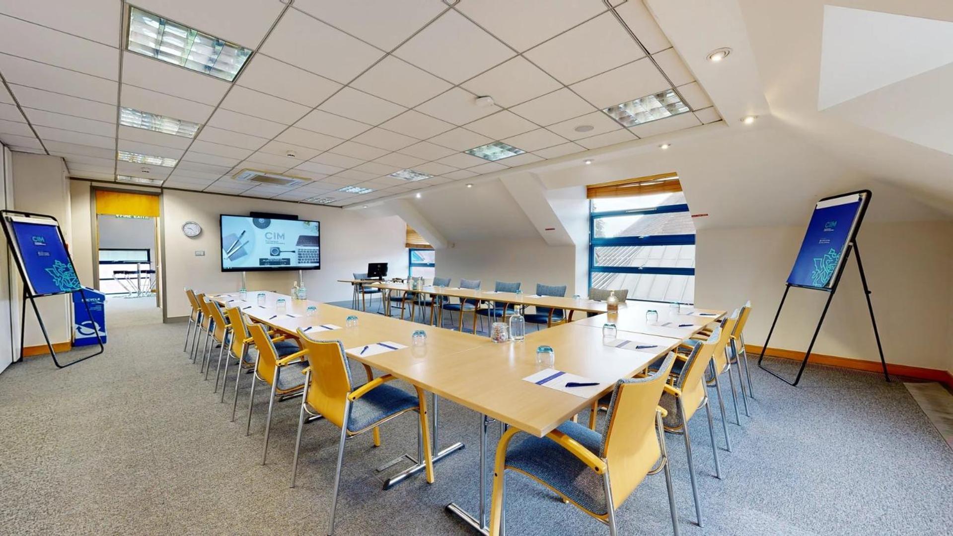 Cim Business Centre 호텔 메이든헤드 외부 사진